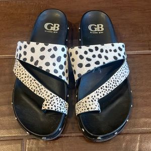 Gianni Bini sandals